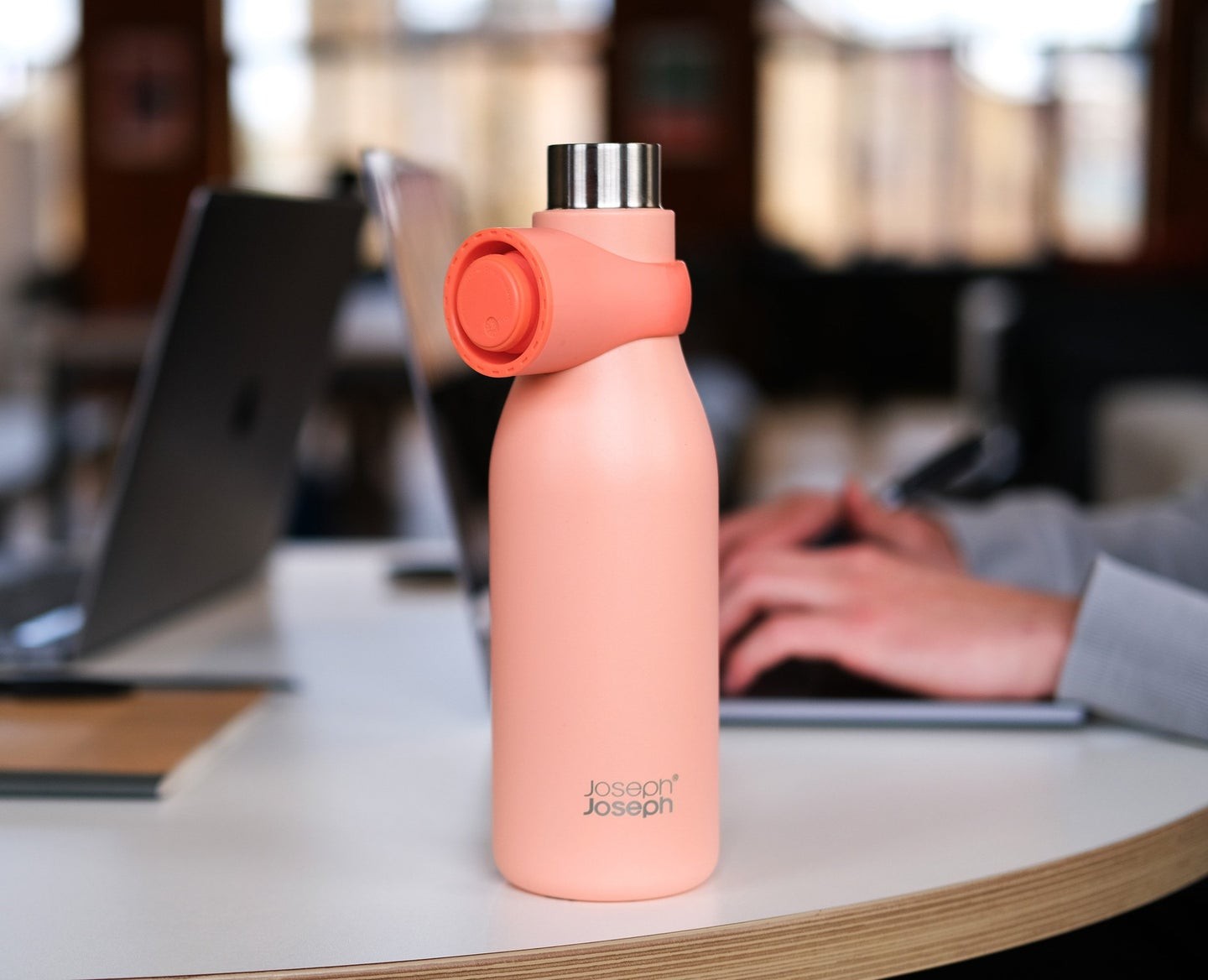 Joseph Joseph, Loop™ Stainless-steel Vacuum Insulated Water Bottle, 500 ML