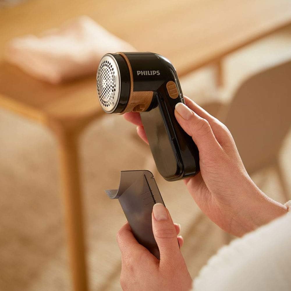 Philips Fabric Shaver, 2 Height Settings, Black/Gold