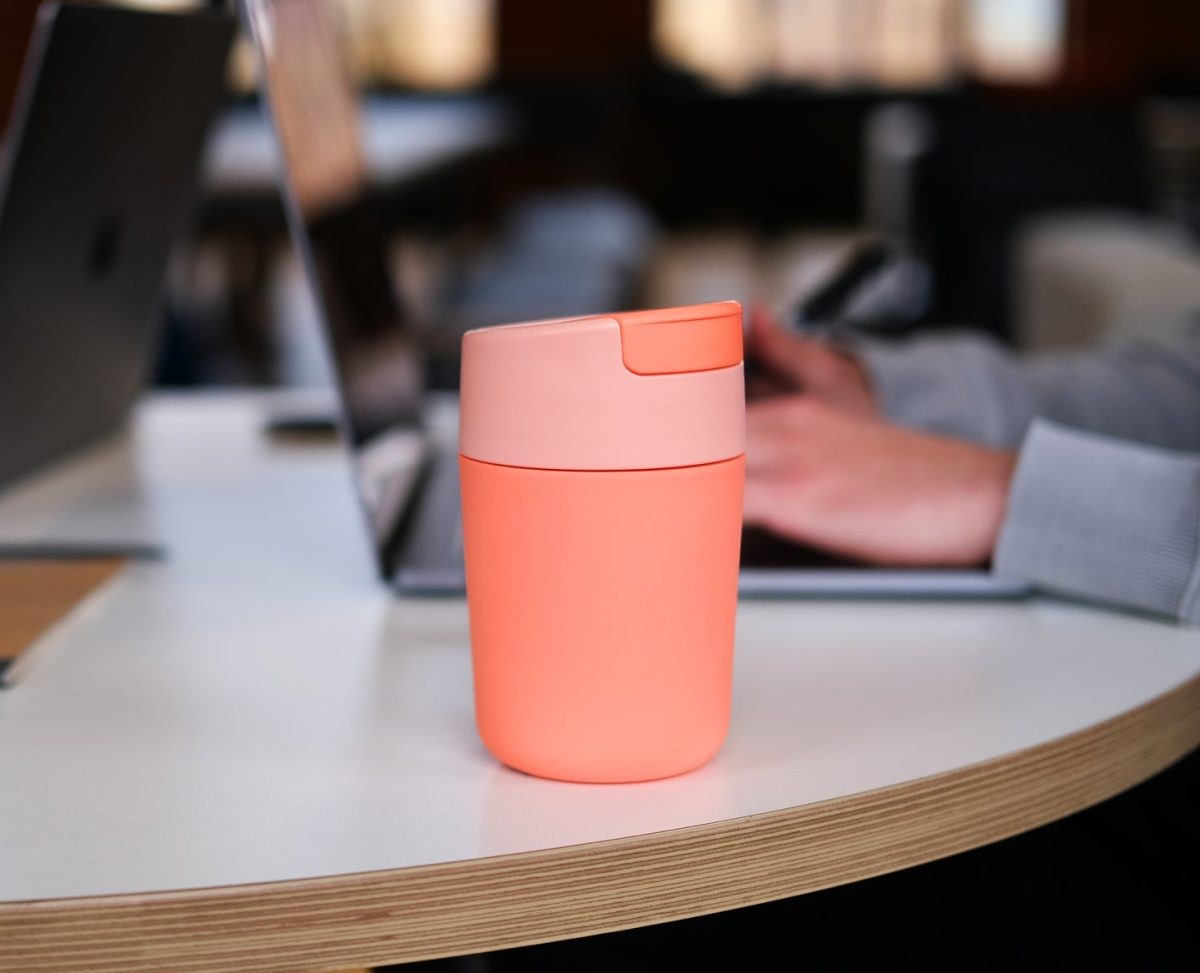 Joseph Joseph, Sipp™ Travel Mug with Hygienic Lid, 340 ML, Coral