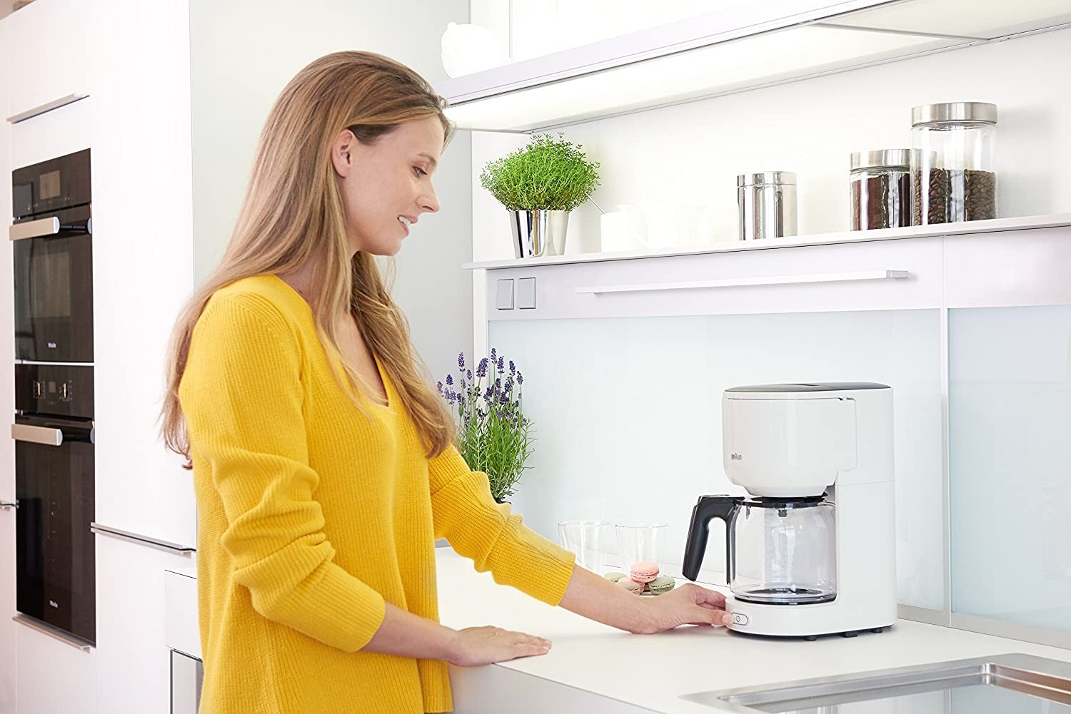Braun, Freestanding Fully Automatic Coffee Maker, 1000 Watts, White