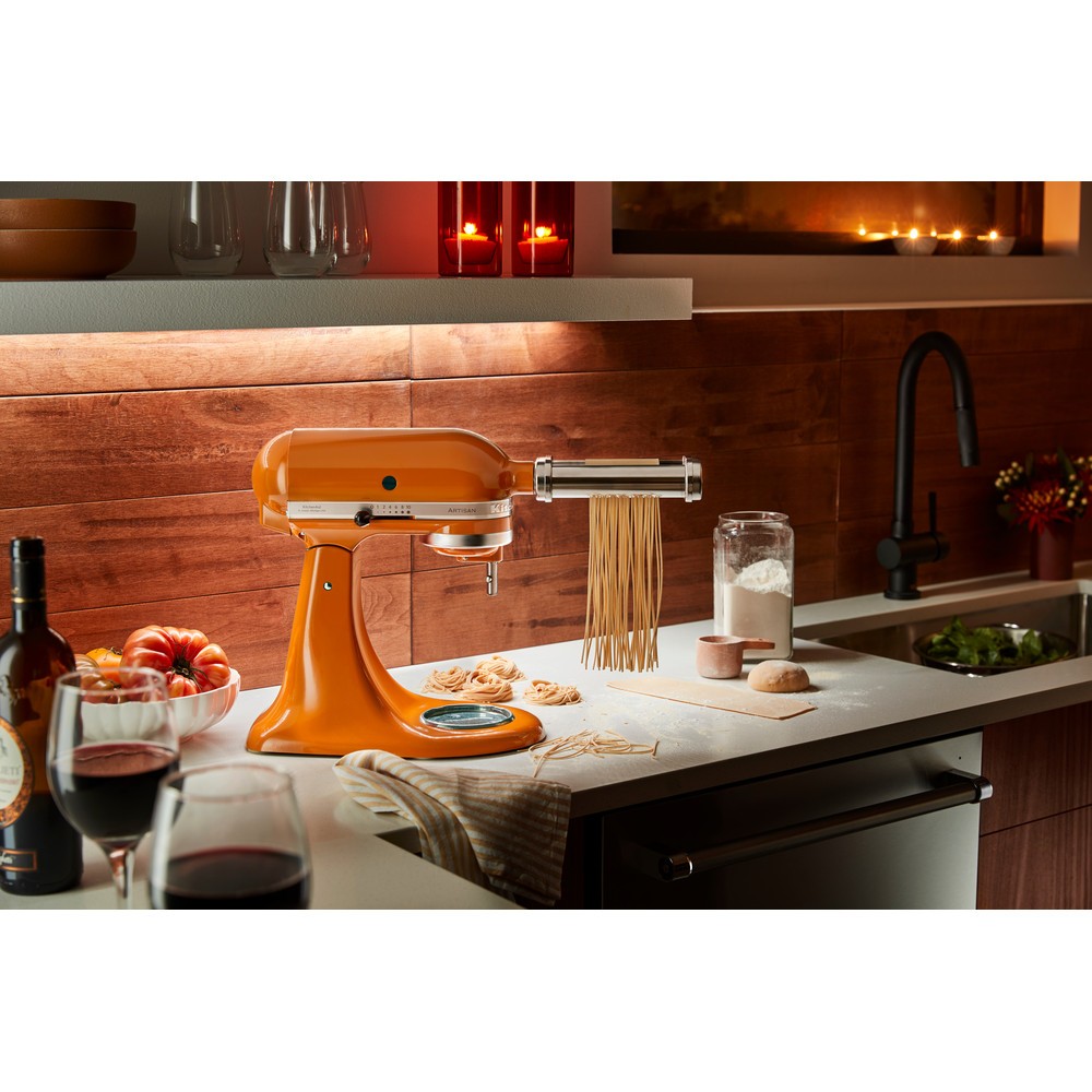 Kitchen Aid, Artisan Stand Mixer, 4.8 L, Honey