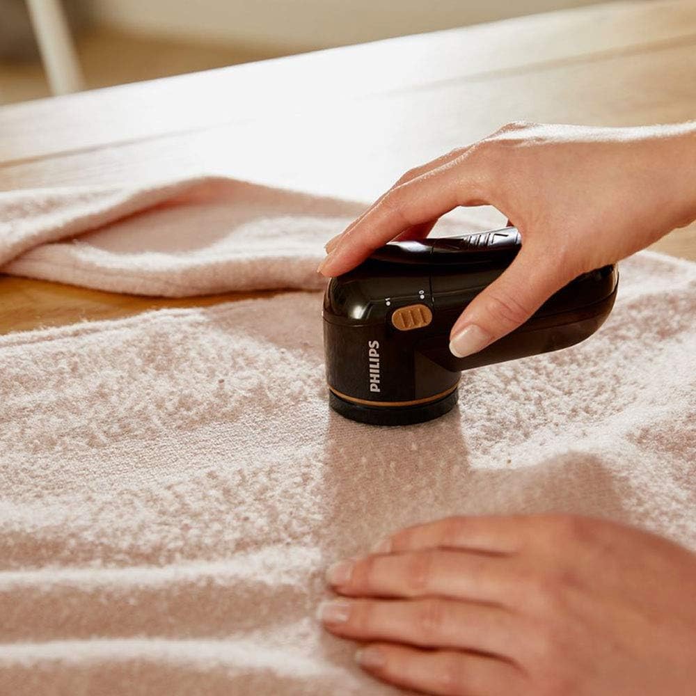 Philips Fabric Shaver, 2 Height Settings, Black/Gold