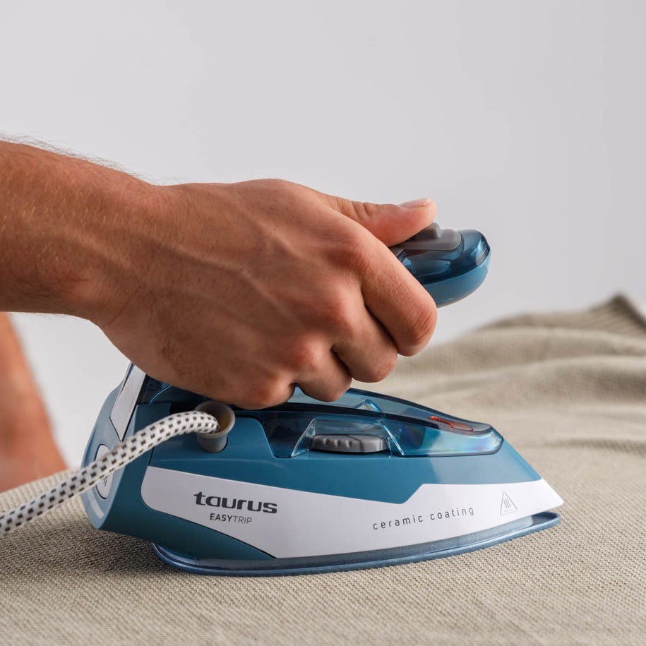 Taurus, Travel Steam Iron, 1100 Watts, Blue